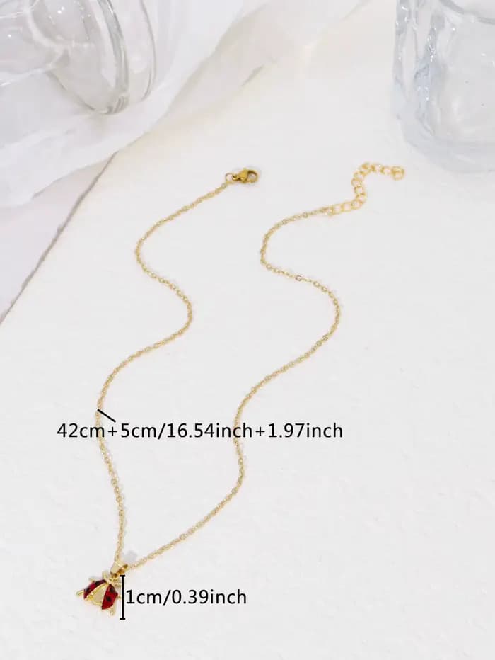 Collier pendentif coccinelle Vintage élégant, breloque en cuivre pour femmes, accessoire de bijoux polyvalent pour un usage quotidien et une fête