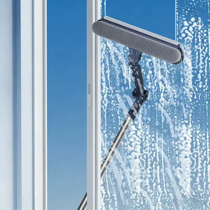 Nouveau nettoyant pour vitres de grande hauteur