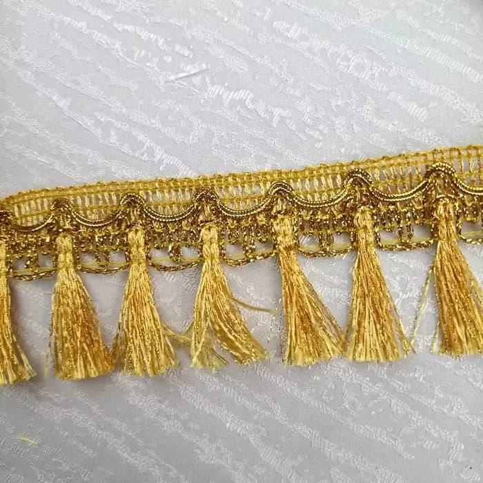 Nappe à pampilles en balai de 6CM de large