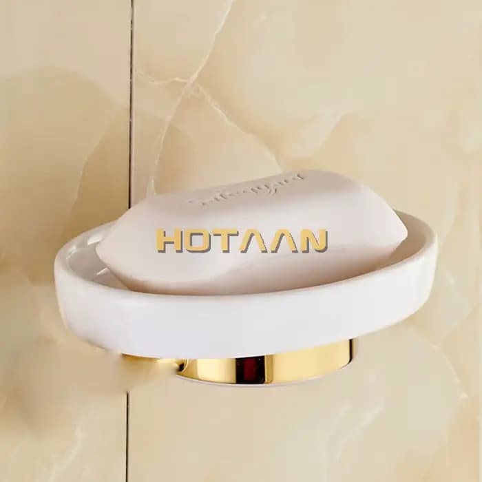 Accessoires de salle de bains en céramique