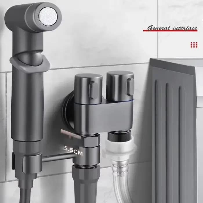 Kit de pulvérisation pour toilettes