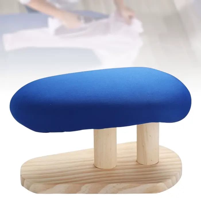 Planche à repasser compacte pour table