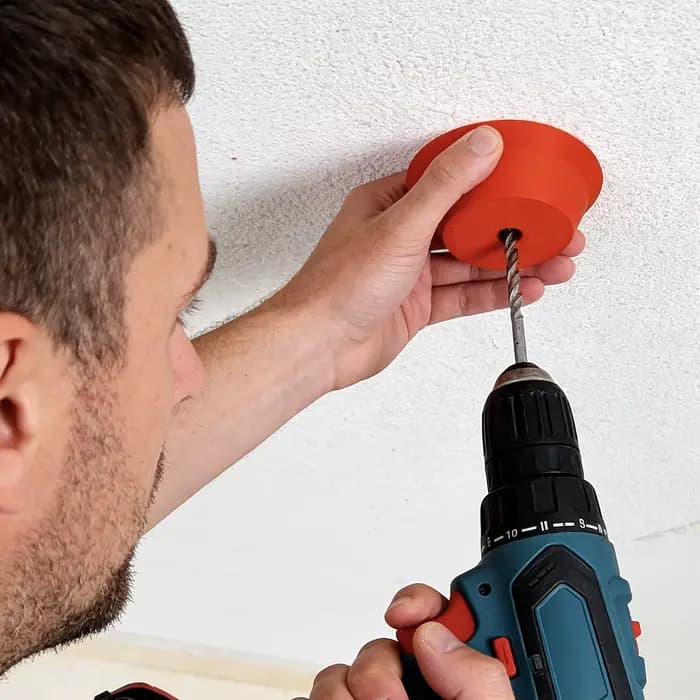 Nouvel aspirateur de chantier pour perçage de plafond