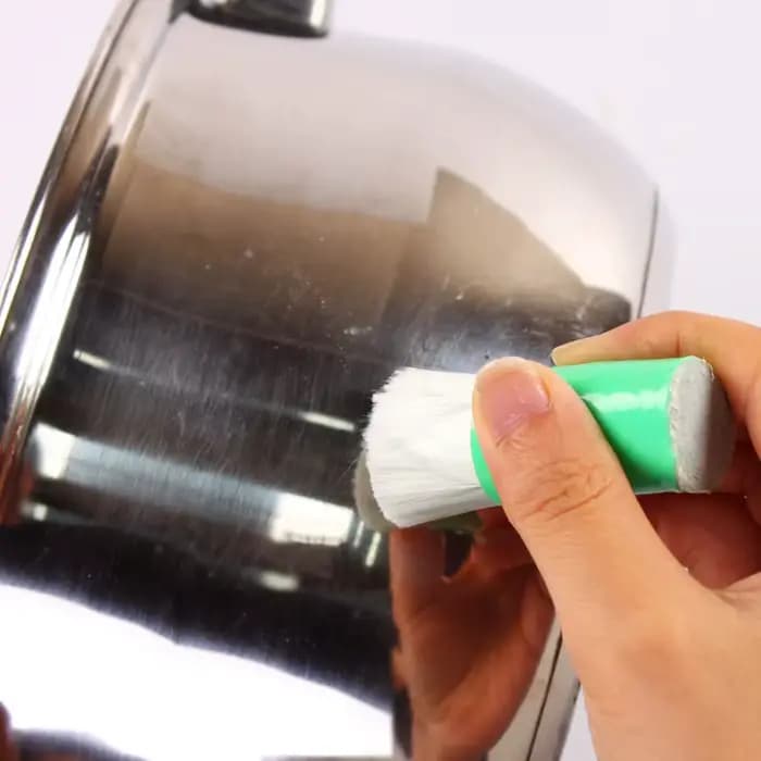 Brosse de nettoyage de poêle en acier inoxydable