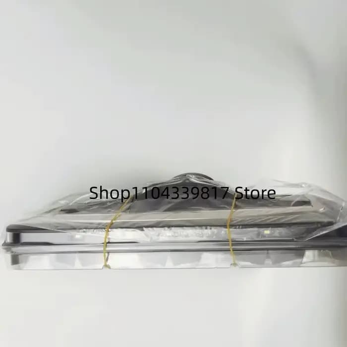 Nouvelle brosse de sol pour aspirateur sans fil AquaTrio série 9000 et aspirateur-laveur XW9463/10