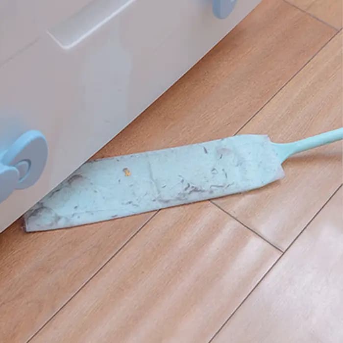 Brosse de nettoyage de la poussière domestique pratique