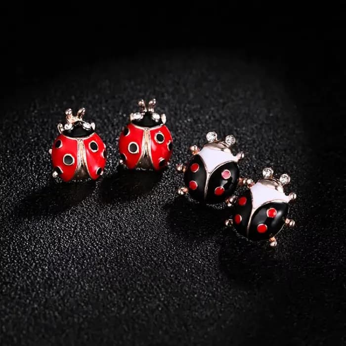 Boucles d'oreilles coccinelle Vintage personnalisées sept étoiles pour femmes, Design Unique en strass, nouvelle tendance coréenne 2025