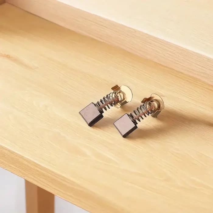 2 pièces brosses en carbone adaptées pour MAKITAs CB-441 CB-432 7x10.8x11mm outil électrique remplacement