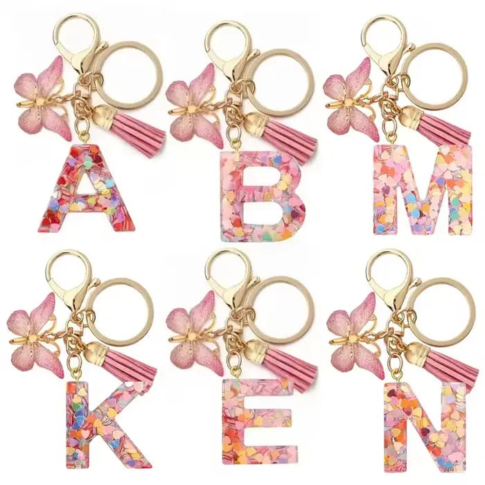 Mode A-Z lettres acrylique porte-clés pour femmes rose papillon gland Alphabet voiture porte-clés sac breloques accessoires cadeau bijoux
