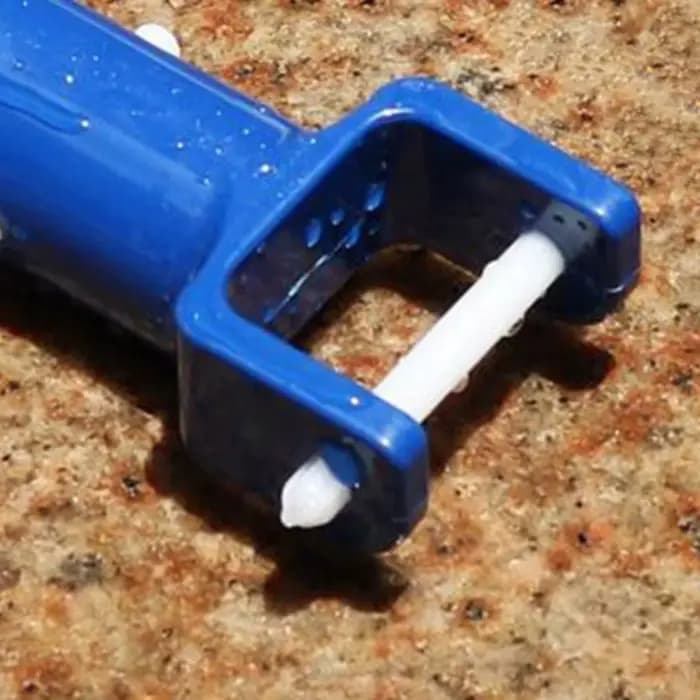 Poignée de piscine à tête d'aspiration portable avec clip en V