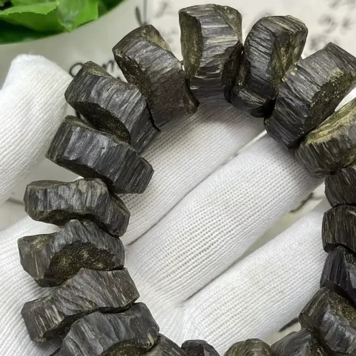 Bracelet en bois d'agar pour homme et femme, style bodhisattva cambodgien, sensation noire explorez ecs avec forme, matériau ancien naturel