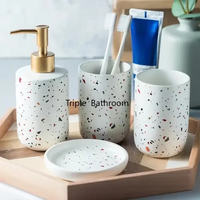 Accessoires de salle de bains de décoration