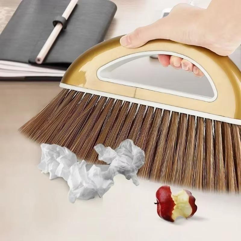 Balai magique et pelle à poussière en plastique