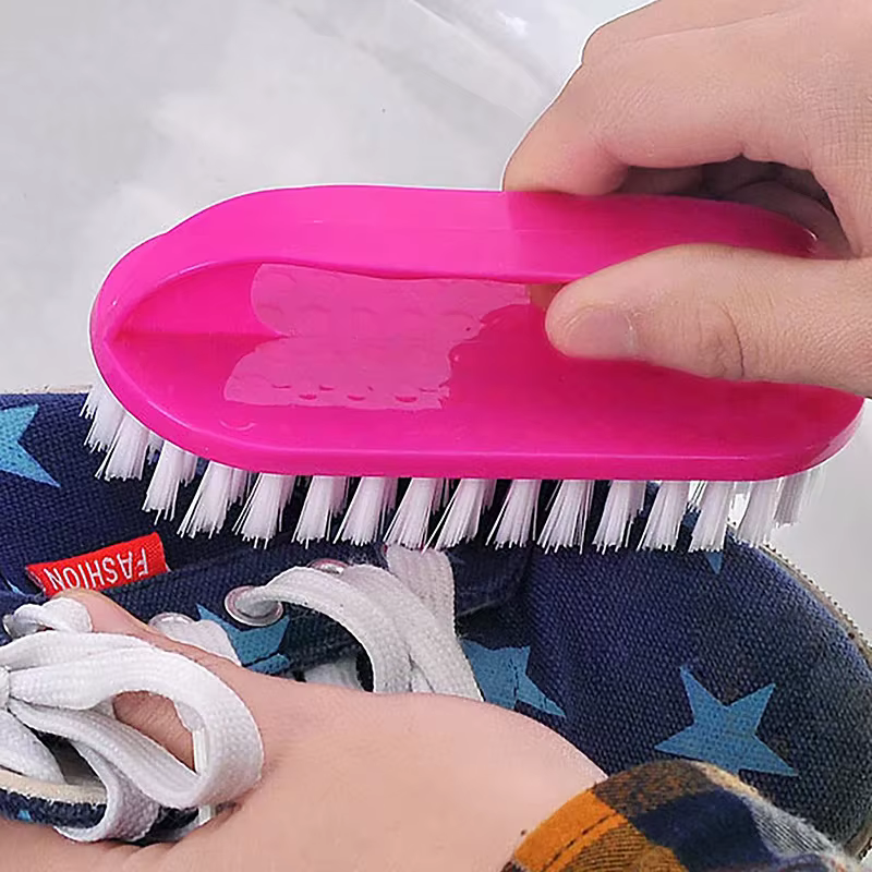 Brosse de nettoyage aléatoire à poils doux pour linge, vêtements et chaussures – Brosse portable en plastique pour le nettoyage des mains