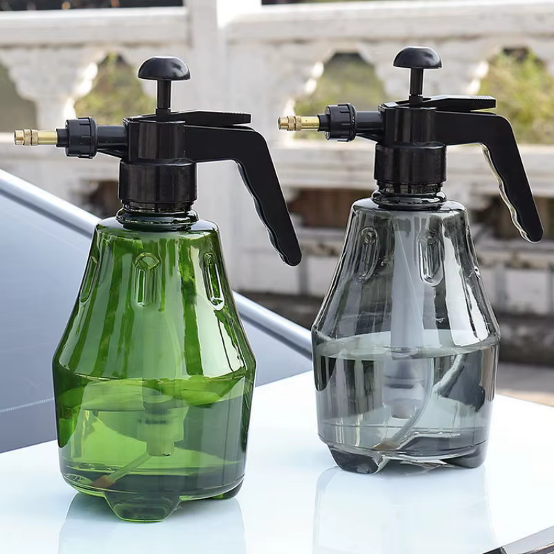 Pot de pulvérisation à pression pour lavage de voiture