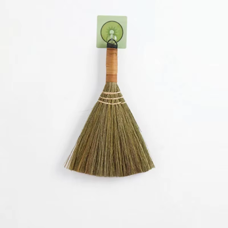 Balai de style japonais à manche court avec poils doux pour le balayage des bureaux, des halls, des garages et des jardins