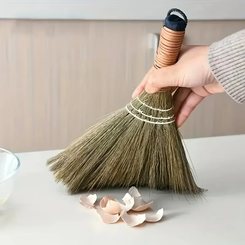 1 balai à herbe fait main, petit balai à poussière artisanal, outils de nettoyage, pour les services d'entretien ménager, les bureaux et les hôtels