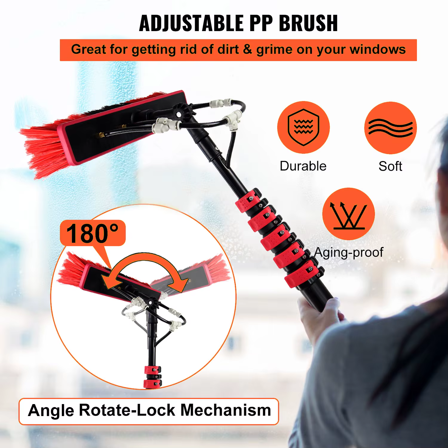 Brosse télescopique alimentée en eau pour fenêtre