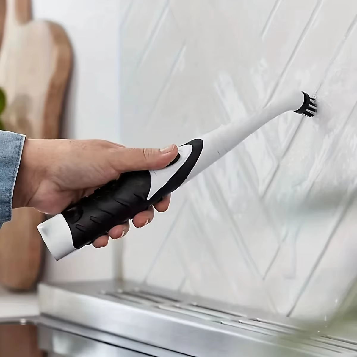 Outil de nettoyage de brosse penchée avec 4 brosses