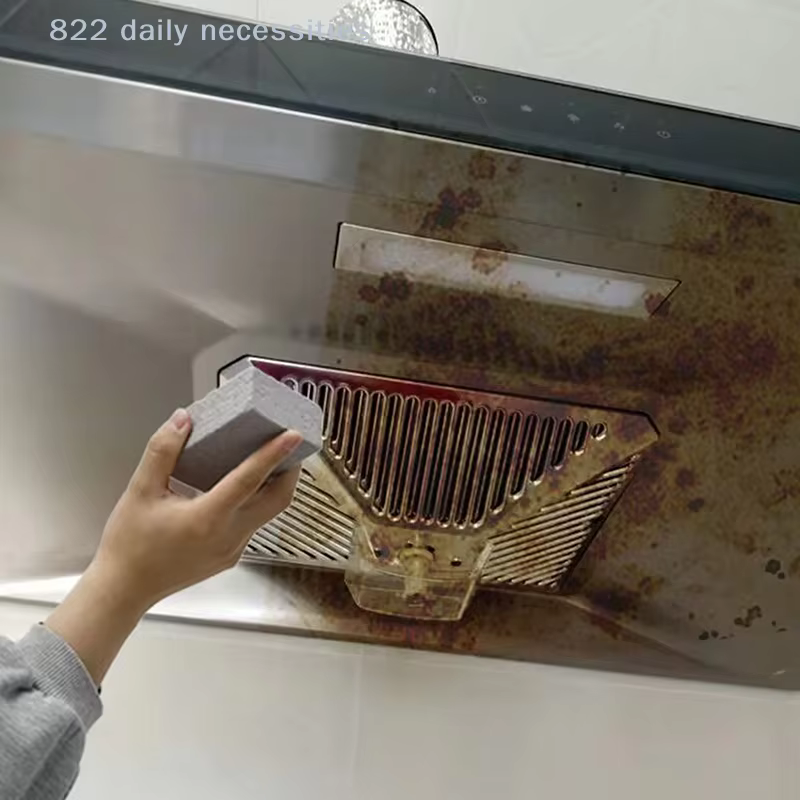 Pierre ponce pratique pour le nettoyage des carreaux de piscine