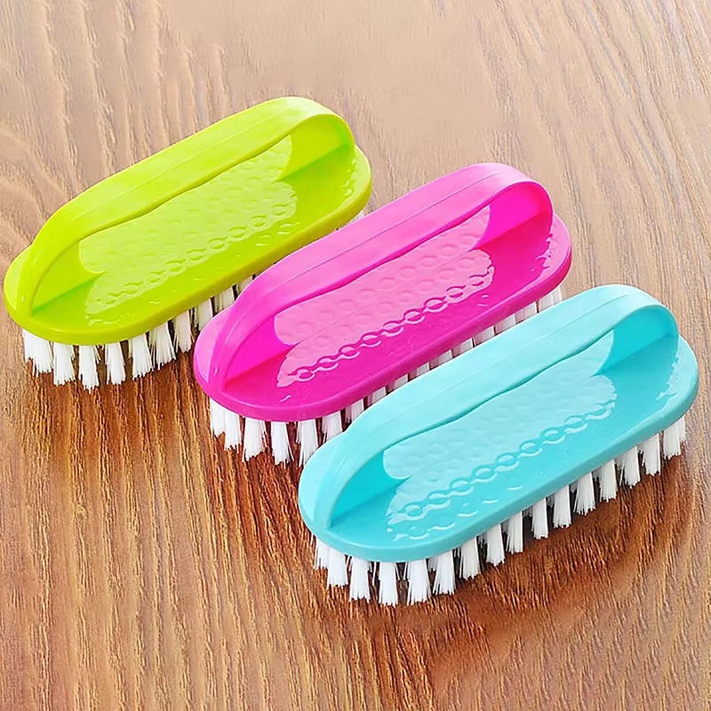 Brosse de nettoyage aléatoire à poils doux pour linge, vêtements et chaussures – Brosse portable en plastique pour le nettoyage des mains