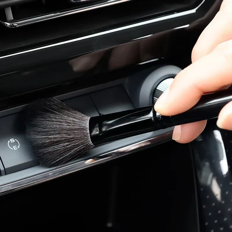Outil de brosses pour livres d'intérieur de voiture, tableau Prada, plumeau de sortie d'air, brosses à poils portables, brosse de détail propre, accessoires automobiles