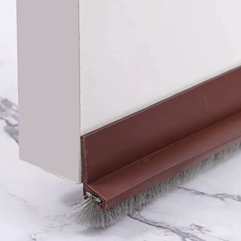 Bouchon anti-poussière pour joint de porte avec brosse