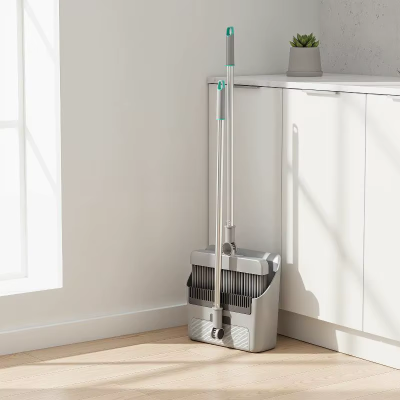 Nettoyage domestique simplifié avec un ensemble brosse à plancher et pelle à poussière 3 en 1 à long manche